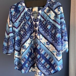 New Olive Hill blue floral blouse, size S